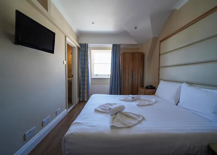Royal Eagle Hotel