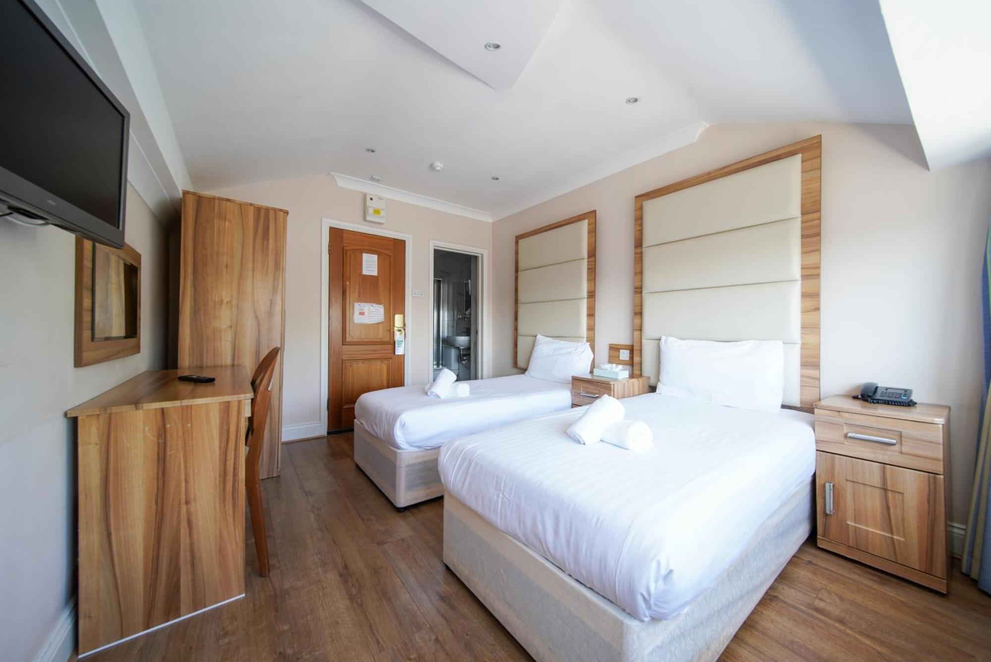 Royal Eagle 3* Лондон